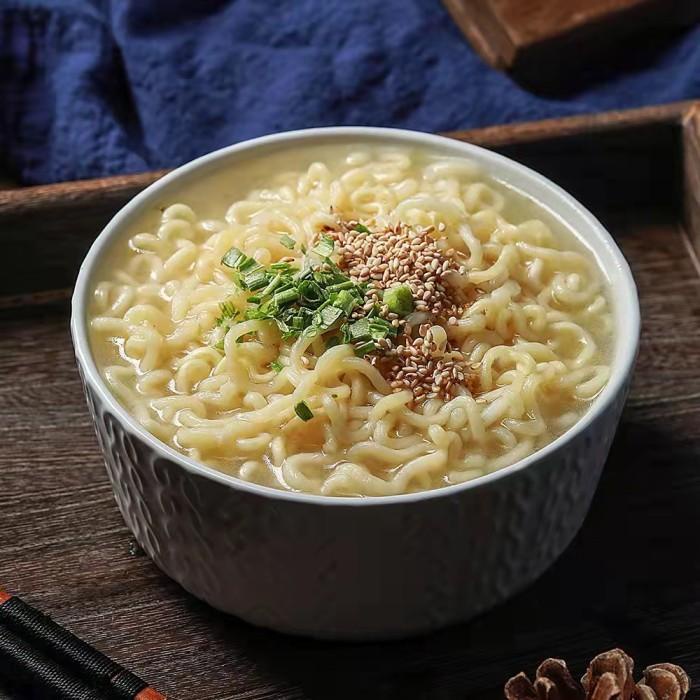 

Ilaku Naruto Seafood / Tonkatsu / Golden Spicy / Miso Ramen Berkualitas