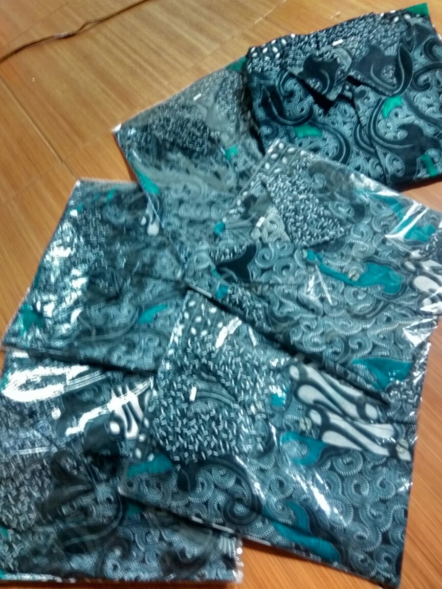 Batik Couple Keluarga Sania Ruffle Ori Ndoro Jowi Dnt Motif Sakura Merah Termurah Shopee