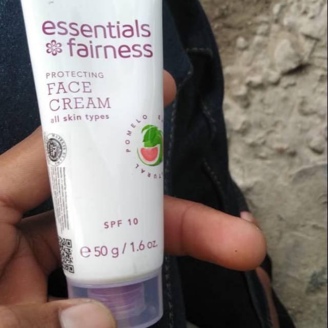 PL/Preloved New Essentials fairness face cream ORIFLAME