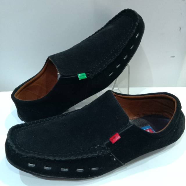 Sepatu slip on swidy