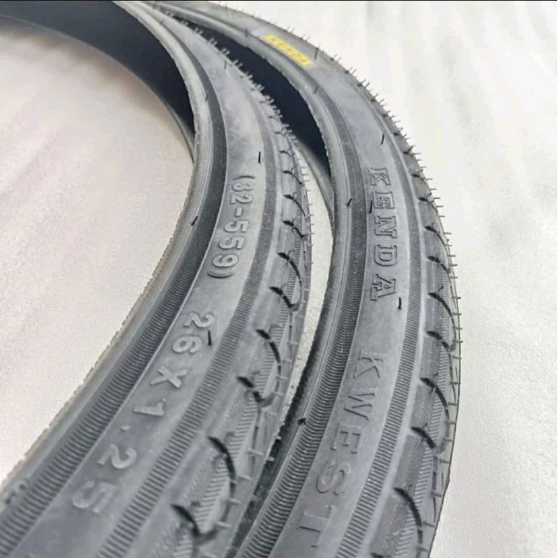 BAN LUAR KENDA 26 X 1.25 KENDA KWEST