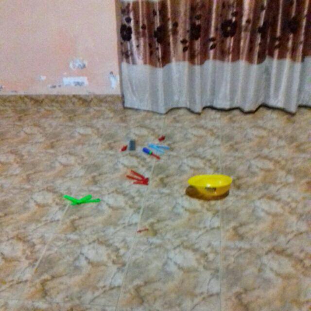 Mainan Helm Konstruksi Tools Perkakas Alat Tukang