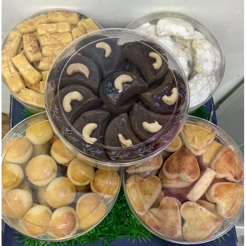 

KUE KERING LEBARAN 500gr