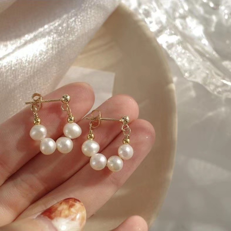 Anting Bentuk D Aksen Mutiara Gaya Vintage Untuk Wanita