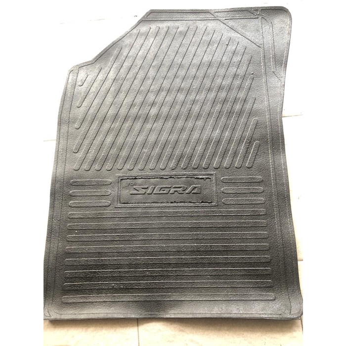 Karpet karet mobil full set Calya - Sigra
