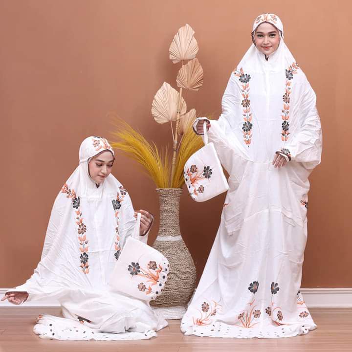 Mukena Lajuran Rayon Adem 23 / Coza Batik