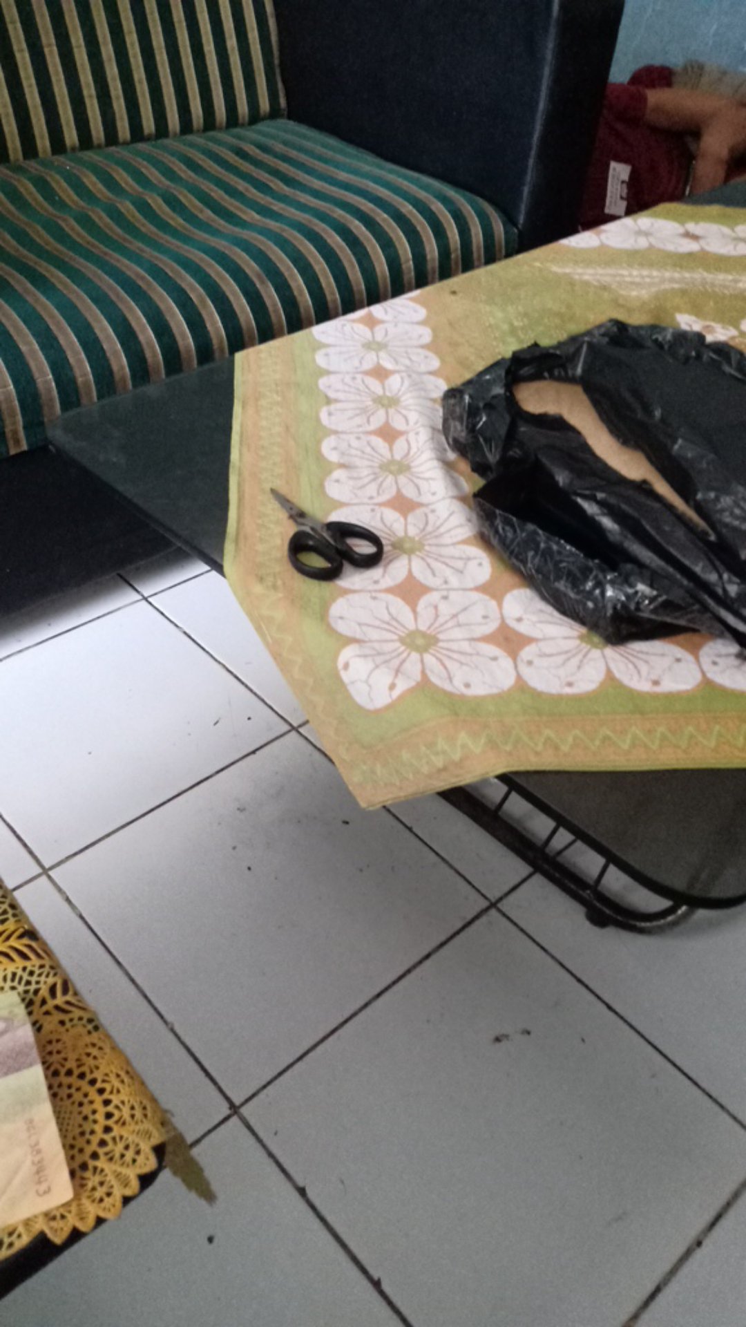 Sprei Lady Rose Keropi 160/180x200