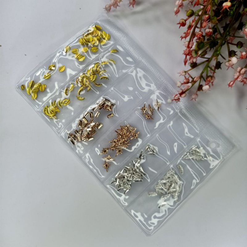 1 set isi 24 pcs 3D Geometris Nail Art Metal Rhinestone / Hiasan Nail Art