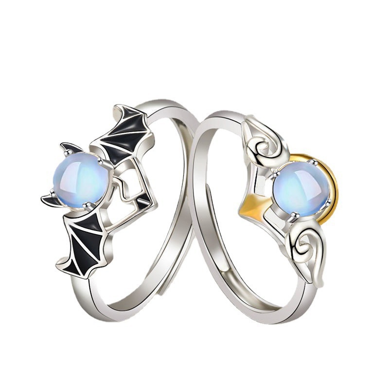 Cincin Silver Adjustable Desain Sayap Malaikat Demon Hias Moonstone Untuk Pasangan / Pria / Wanita