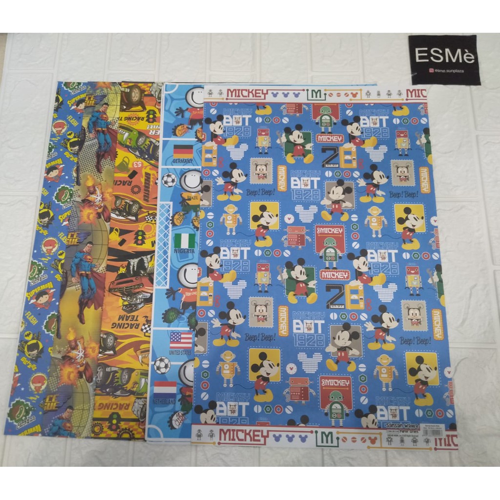 

KERTAS KADO UNTUK PACKING HADIAH BERGAMBAR KARAKTER BAHAN TEBAL