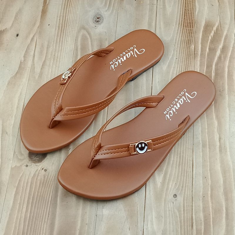 Sandal Teplek Anak Variasi Smile