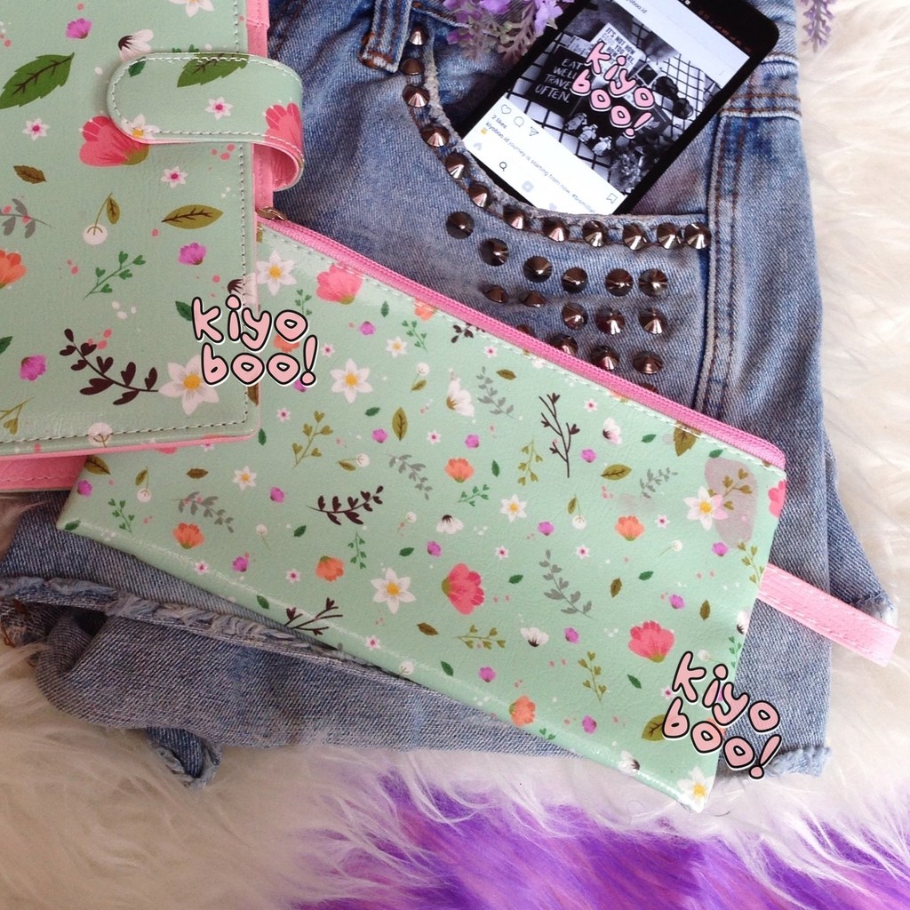 

[Ready] Pensil Case Flowy