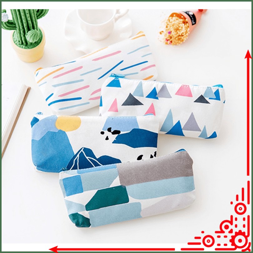 

mj / TP002 Tempat Pensil Lucu Lanscape forest and Moon