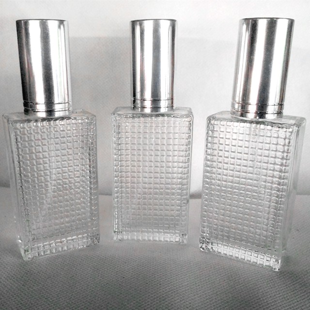 Botol Kosong Parfum "Kotak Bintik 50ml"