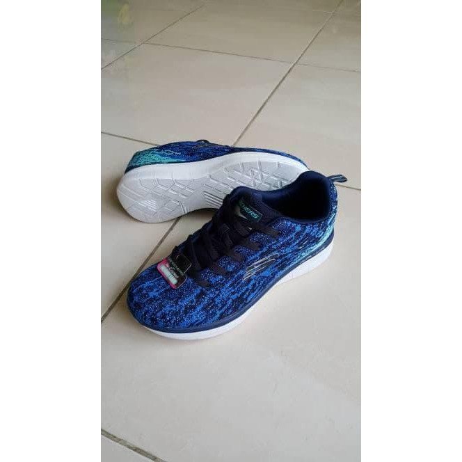 Sepatu Original Skechers Synergy Woman