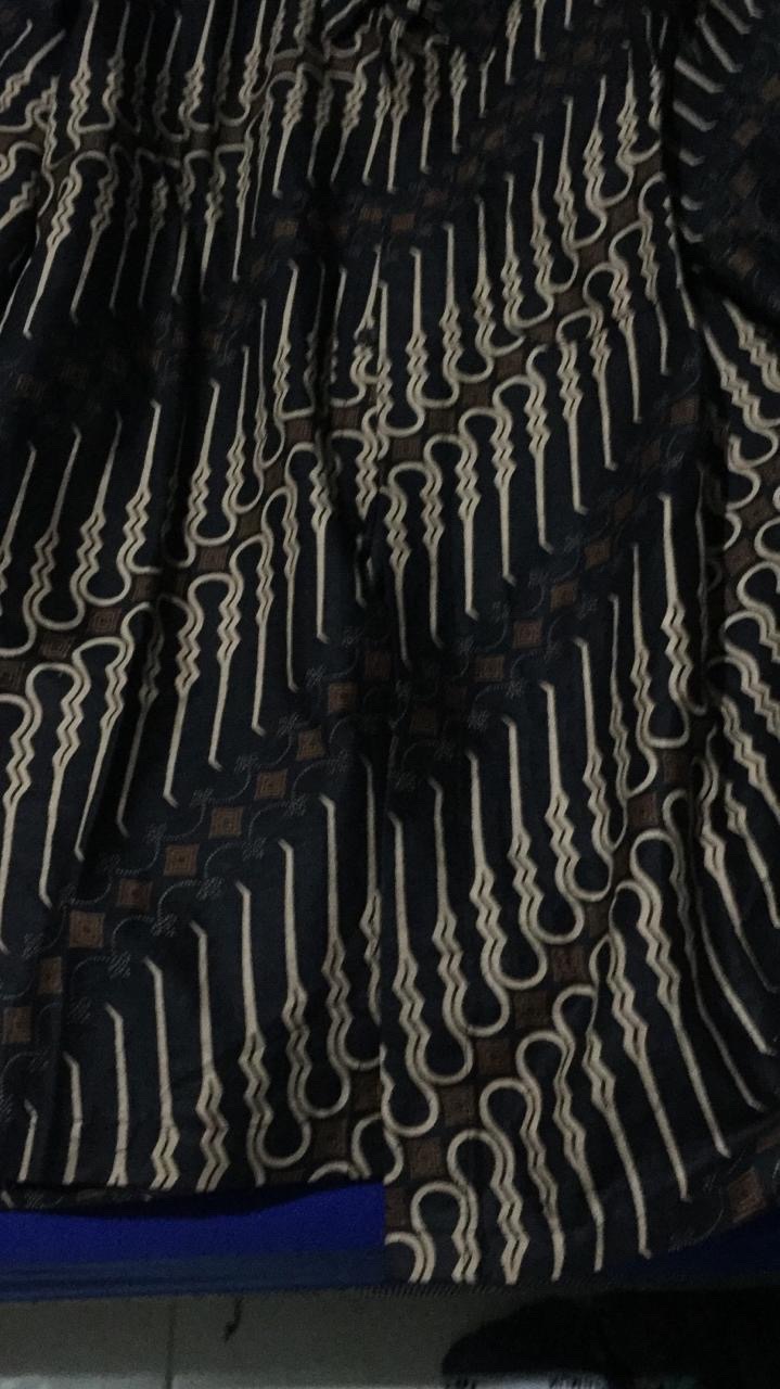 Kemeja Batik Lengan Panjang Motif Parang Kunci