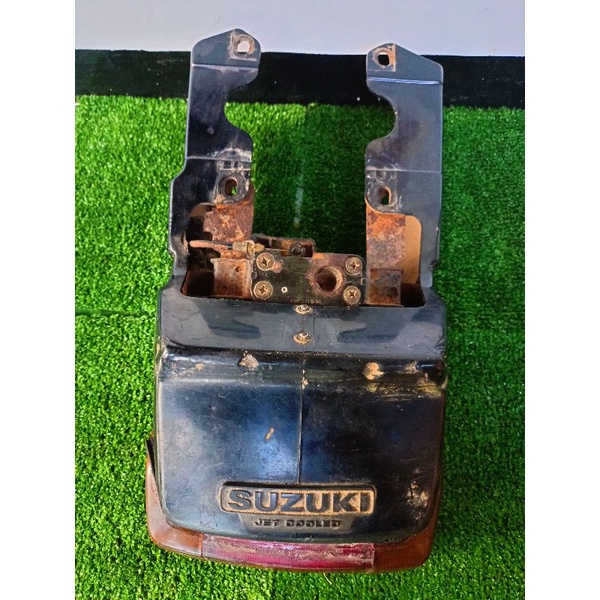cofer bodi belakang set Suzuki rc100 bravo original