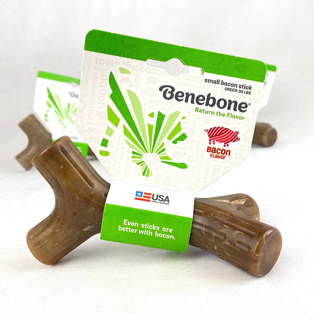 

BENEBONE Mainan Anjing MAPLESTICK Bacon