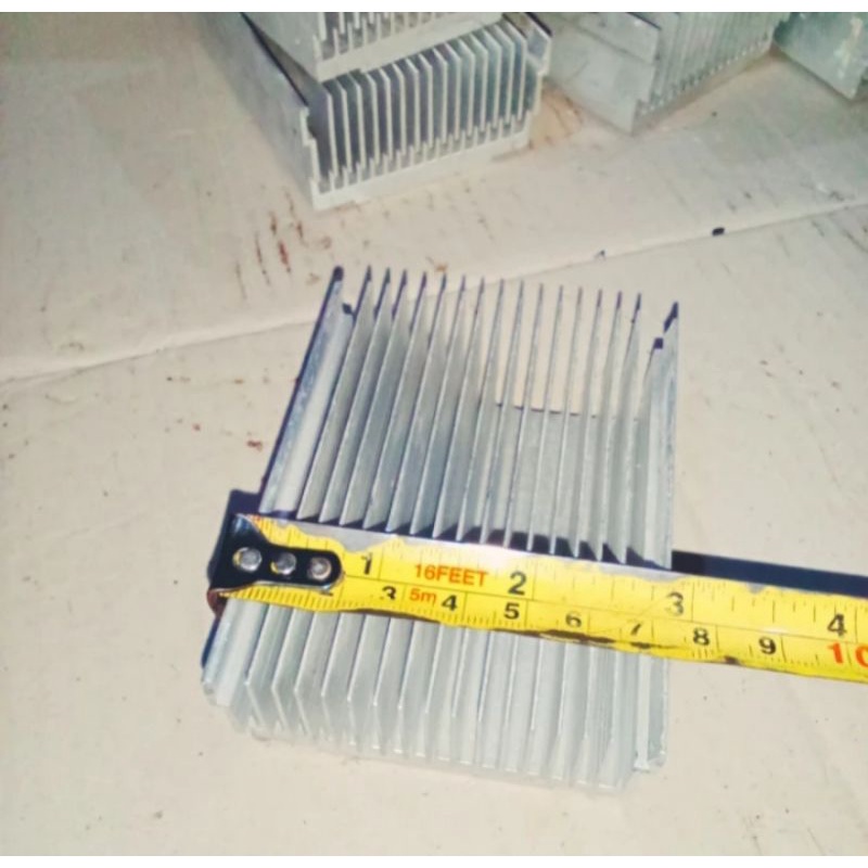 pendingin headsink panjang 9cm lebar 7,2cm tebal 3,8cm