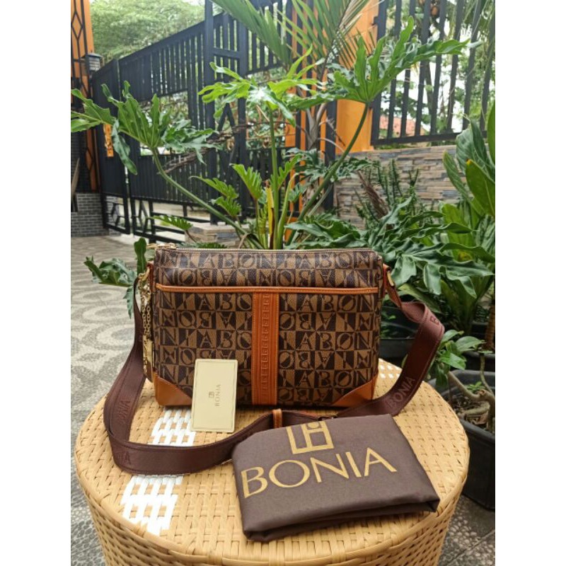 BONIA MONO