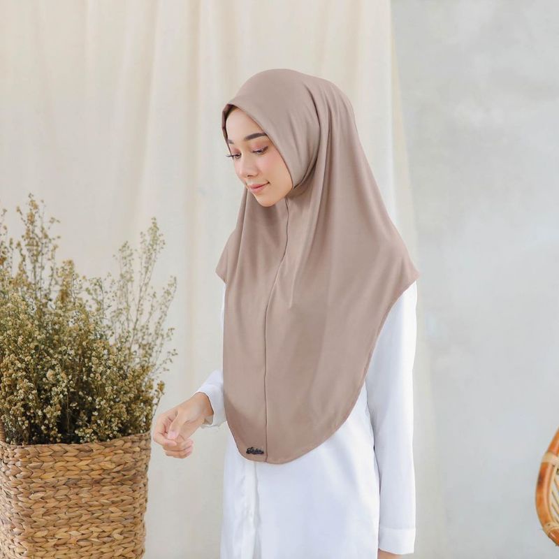 Jilbab Bergo Hamidah Jersey Non Pet / Jilbab Jersey / Hijab sport / Hijab Bergo zaida Instan