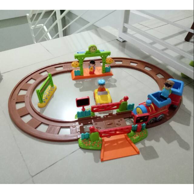 ELC happyland country train set