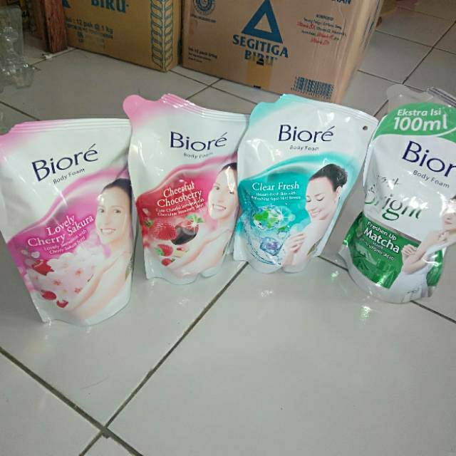 Biore body foam sabun mandi cair 450 / 400 ml