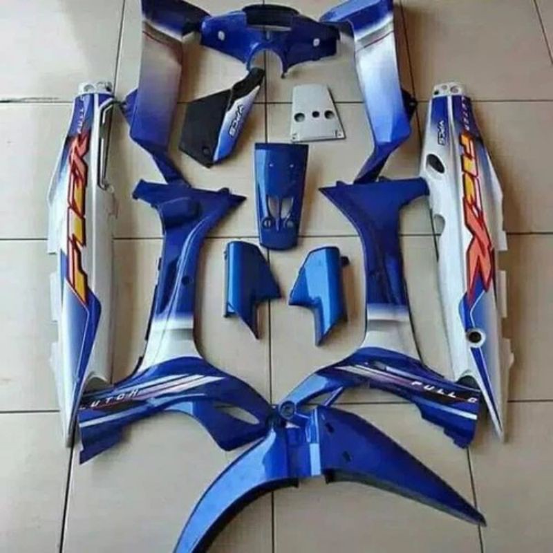 Body full motor Yamaha Fiz R Biru
