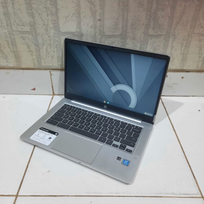 Laptop HP ChromeBook 14a-na0642cl Celeron N3060/intel pentium Silver N5000 Ram 4GB/SSD 128GB OS. CHROME Layar 14inch Seri Baru, Slim, Ringan, Enteng Cantik