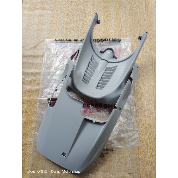 Dek paruh + dek kolong mio sporty / mio smile warna silver original yamaha 5TL