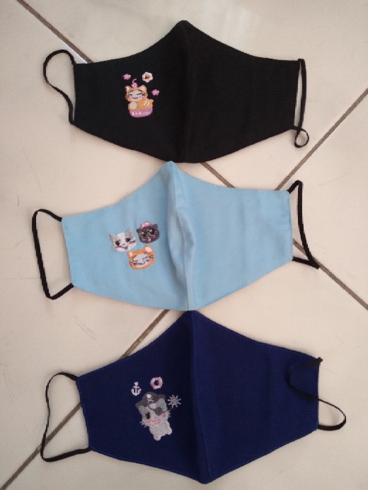 Masker Bordir Dua Lapis Ada Tempat Tisu (22x13cm)