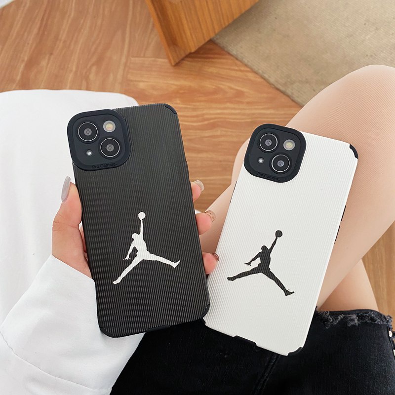 Soft Case Motif Jordan Hitam Putih Untuk iPhone 7 8 Plus X XR SE 2020 XS Max 11 13 Pro Max