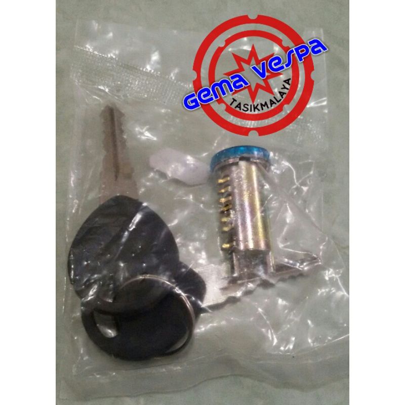 Anak kunci kontak / stang vespa Exclusive / kunci jok vespa Excel