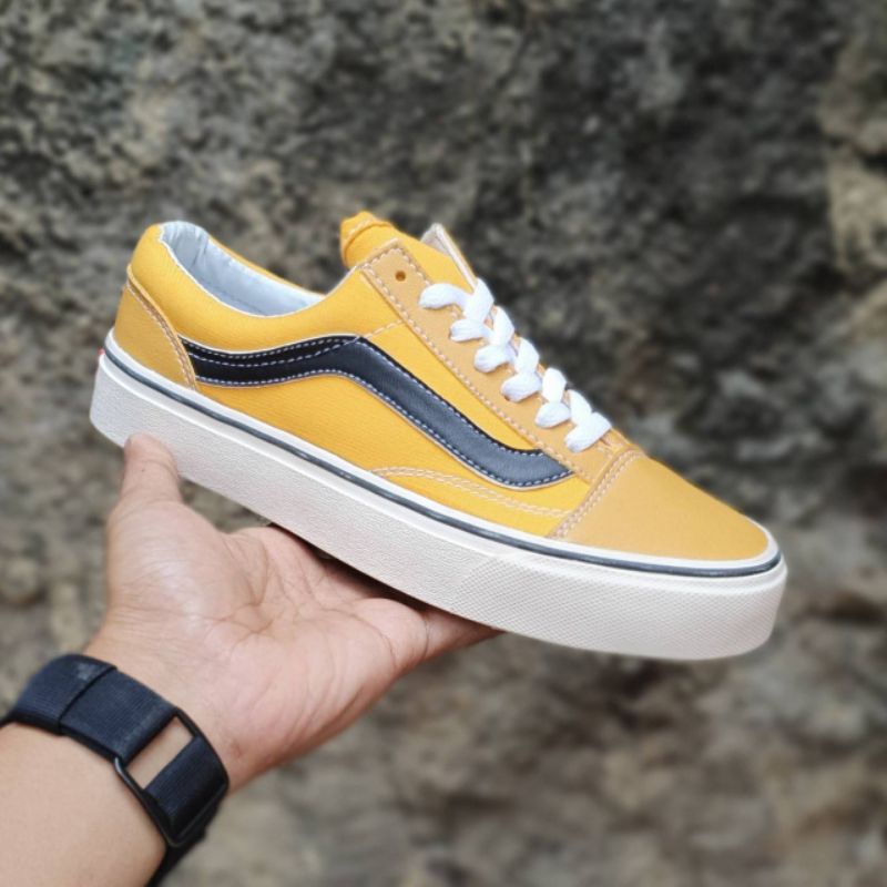 Sepatu Vans Oldskool Wanita, Ukuran 36-40. Vans Kuning / Vans Pink / Vans Tosca / Cream