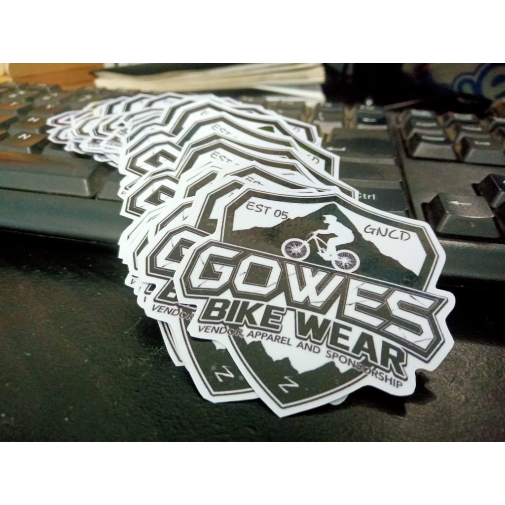 

Sticker stiker custom klub anime kpop kartun hewan polyposter+laminasi termurah