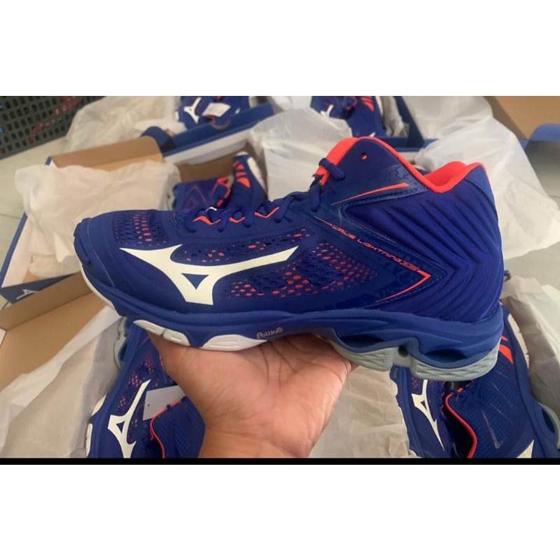 Mizuno wlz 5 mid blue biru size 41 langka