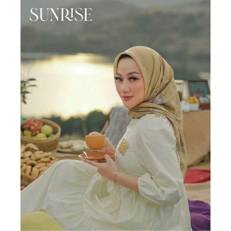 Wave Scarf (Sunrise) Buttonscarves