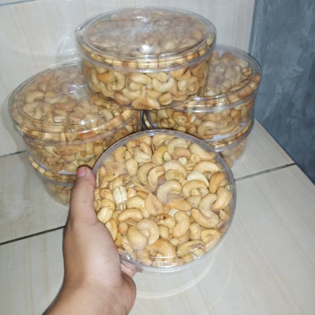 

Kacang mede/kacang mente kemasan 250gr