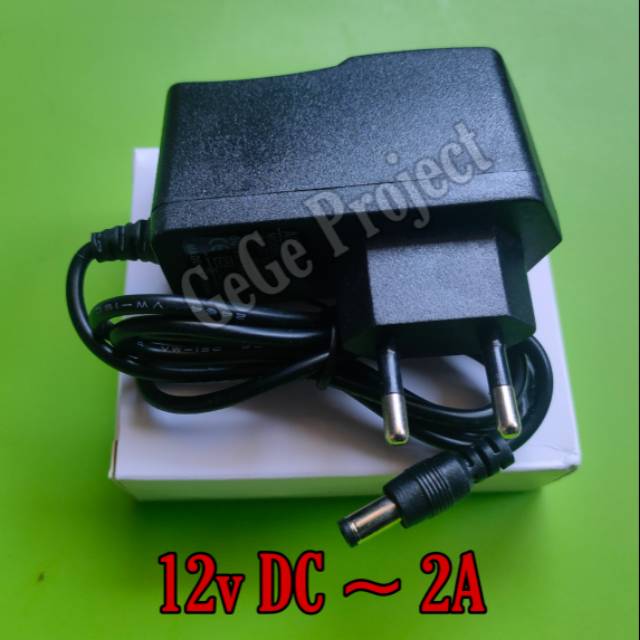 Adaptor 12v / 12 v / 12 volt 2A