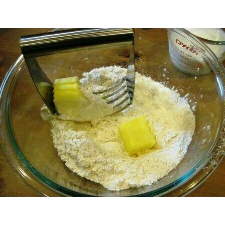 

KUE-PENGHIAS-ALAT- PASTRY BLENDER 5 BLADES STAINLESS STEEL, PENGADUK & PENCAMPUR ADONAN -ALAT-
