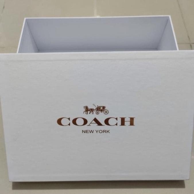 

KOTAK BOX COACH - GIFT BOX COACH WHITE ORIGINAL-MEDIUM DV612CDC2