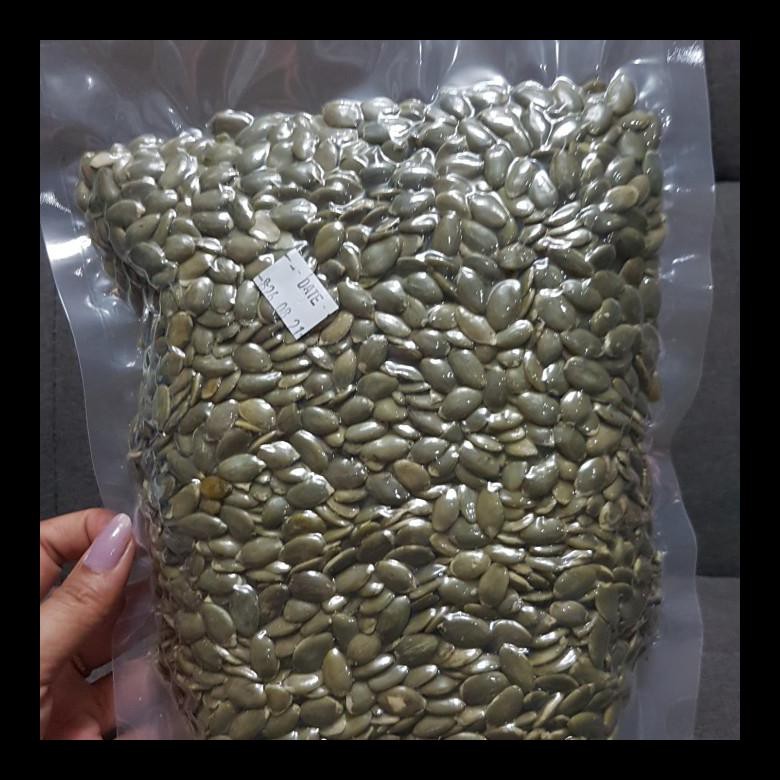 

READY! PUMPKIN SEED 1KG/ BIJI LABU / CEMILAN SEHAT/PEPITA 1KG MURAH