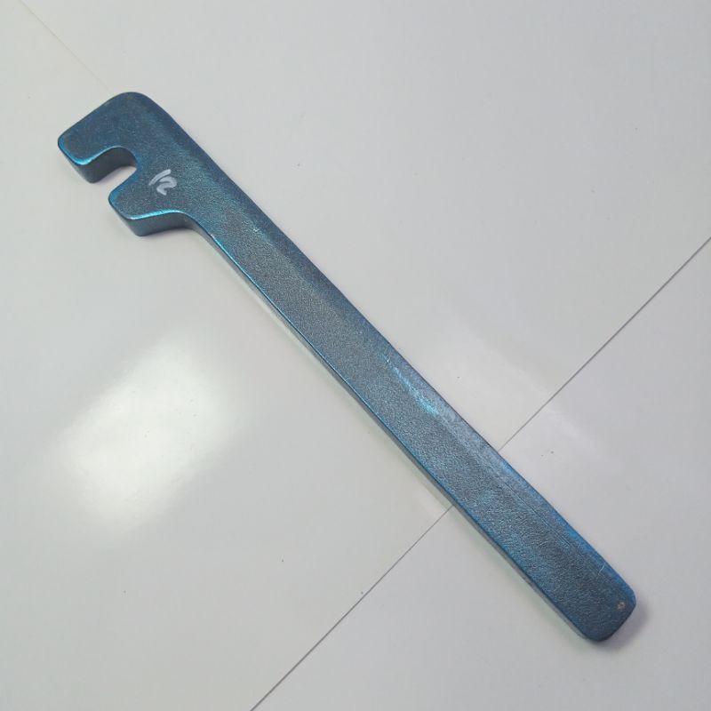 pembengkok besi 12mm kunci besi 12mm