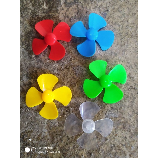 kipas baling baling 8cm  abs dinamo layang layang /baling baling layangan plastik/ kitiran dinamo/ma