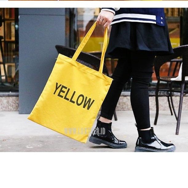 BISA COD TOTEBAGS KPOP /TOP HANDLE BAGS RESLETING TAS FASHION PRIA WANITA MURAH TAS BAHU WANITA TERLARIS TAS JINJING TAS TRAVELING TAS SEKOLAH TAS SOUVENIR PAPERBAGS GODIE BAGS TERFAVORIT TOTE MOTIF COLOR TOTE KOREA