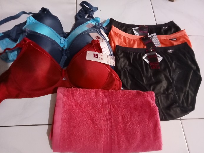 Rc Handuk Mandi Dewasa Mutia Tanggung Ukuran 50x100