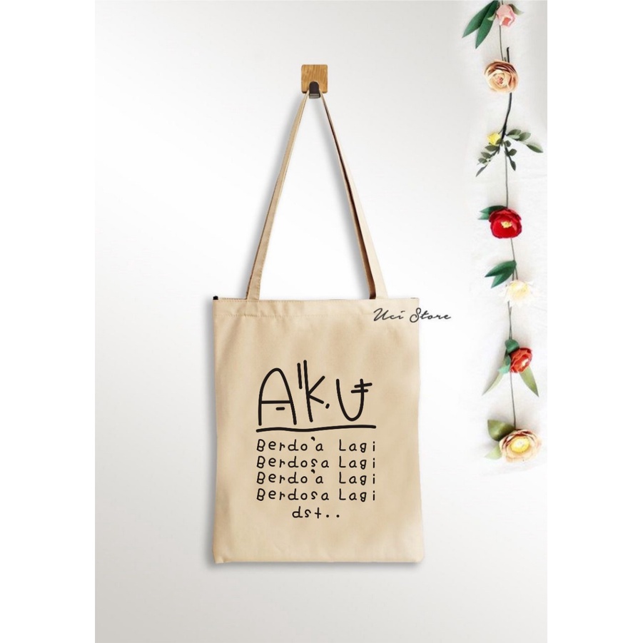 ( PAKAI RESLETING) Tote bag aku berdoa varian warna [Toko UCI  &amp; DSD]