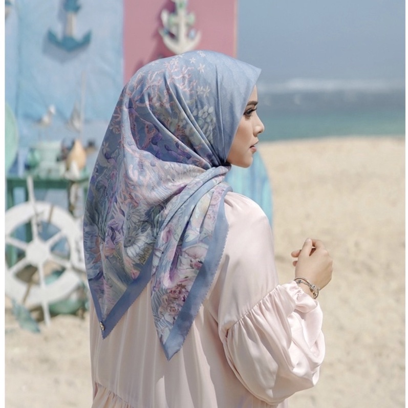 buttonscarves mermaid blue PL