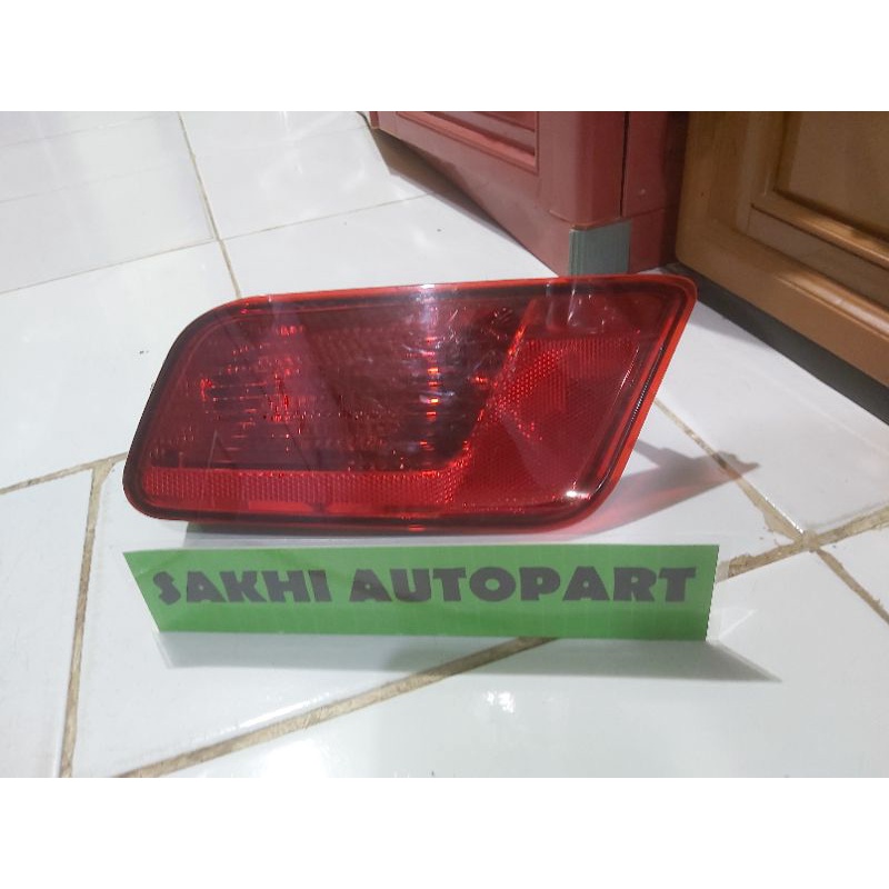 lampu bemper belakang mata kucing ford everest kanan original