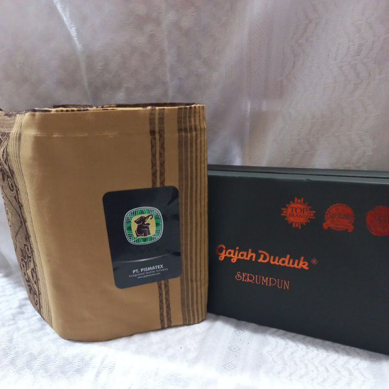 Sarung Gajah Duduk Serumpun